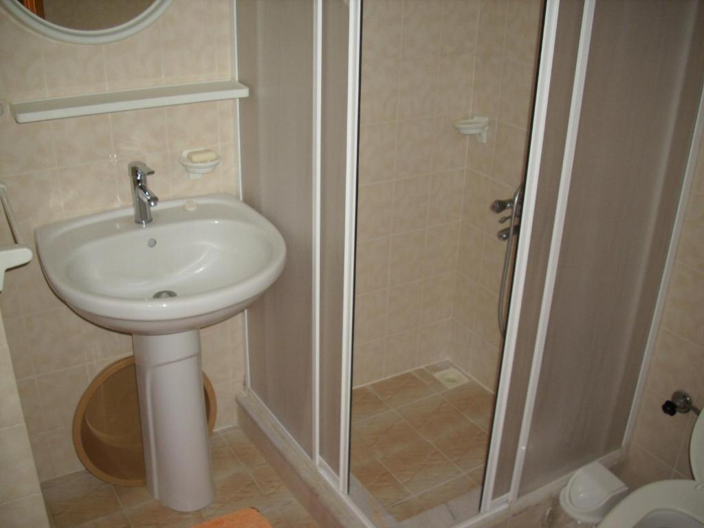 Cesme Vural Apart Hotel Ngoại thất bức ảnh